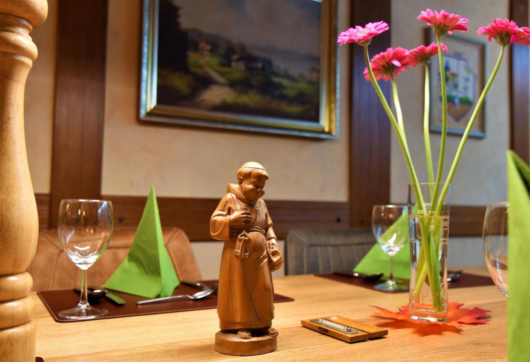 Hotel-Restaurant Zum Goldenen Stern Grossalmerode Экстерьер фото